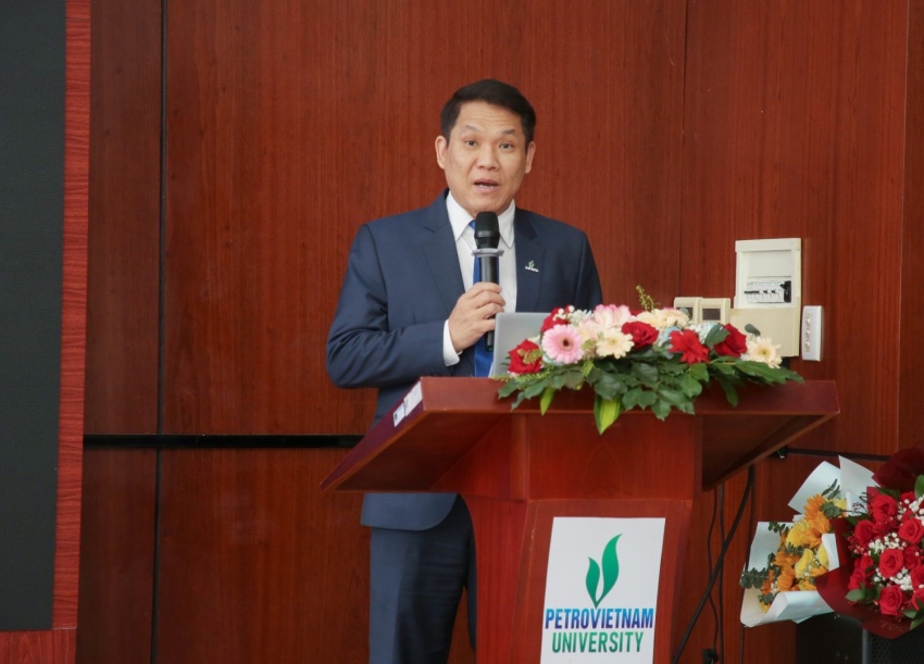 PVU tổ chức thành công Hội thảo tập huấn chuyên môn tiếng Anh tổng quát và chuyên ngành