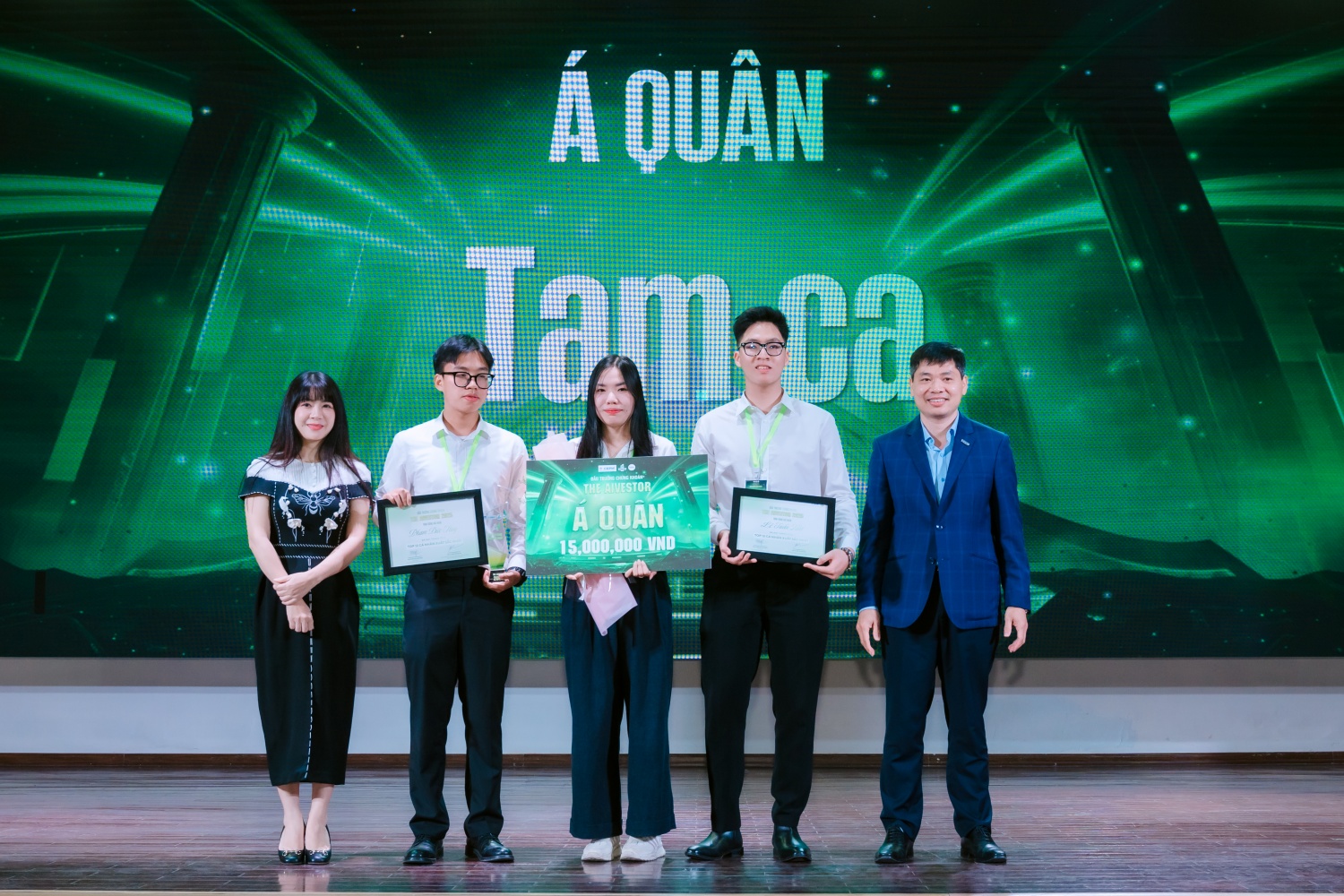 PSI đồng hành cùng sinh viên trên hành trình chinh phục tri thức tài chính đầu tư PSI đồng hành cùng sinh viên trên hành trình chinh phục tri thức tài chính đầu tư