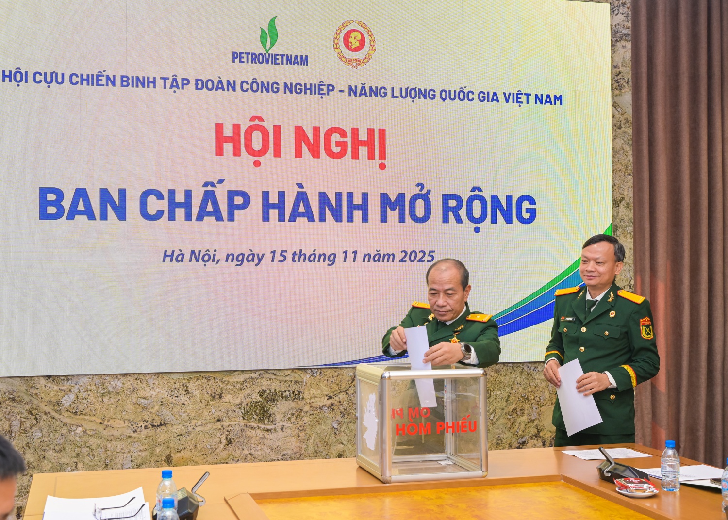 Hội CCB Petrovietnam triển khai công tác chuẩn bị Đại hội IV: nghiêm túc, trách nhiệm, đúng quy định Hội CCB Petrovietnam triển khai công tác chuẩn bị Đại hội IV: Nghiêm túc, trách nhiệm, đúng quy định