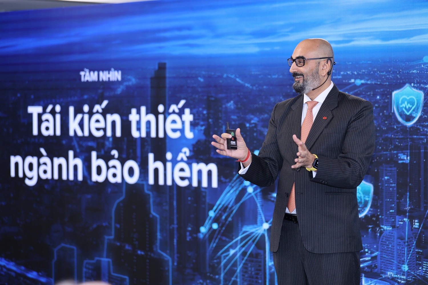 Techcombank phân phối sản phẩm Techcom Life: Bước tiến mới cho hệ sinh thái tài chính - bảo hiểm liền mạch Techcombank phân phối sản phẩm Techcom Life: Bước tiến mới cho hệ sinh thái tài chính - bảo hiểm liền mạch