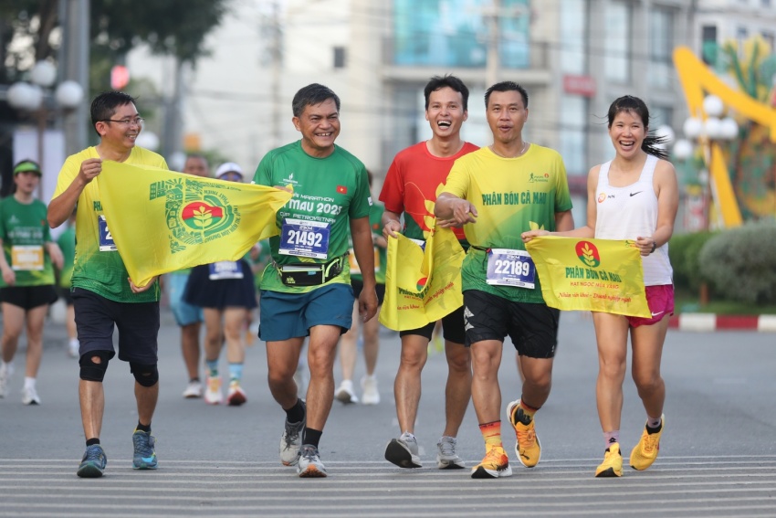 Giải Marathon Cà Mau 2025 - Cúp Petrovietnam: Hơn 6.000 vận động viên bùng nổ trên đường chạy Giải Marathon Cà Mau 2025 - Cúp Petrovietnam: Hơn 6.000 vận động viên bùng nổ trên đường chạy