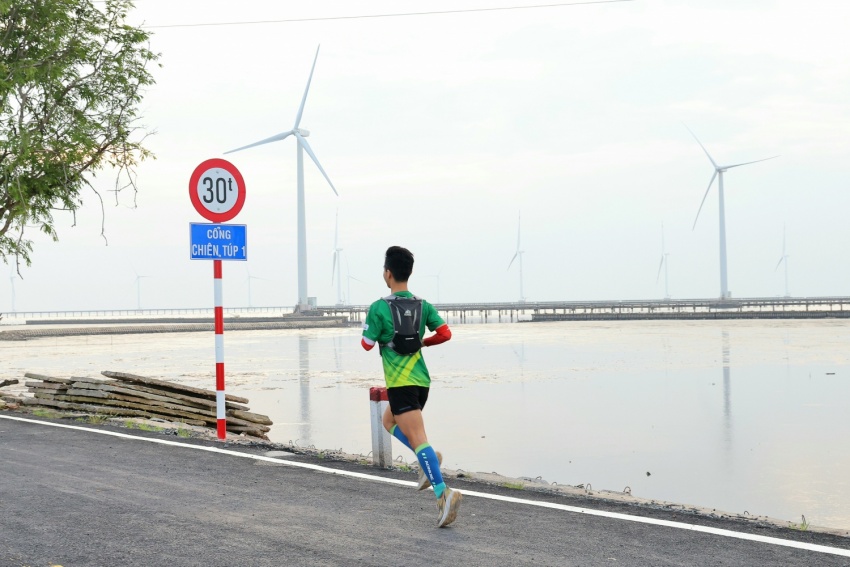Giải Marathon Cà Mau 2025 - Cúp Petrovietnam: Hơn 6.000 vận động viên bùng nổ trên đường chạy Giải Marathon Cà Mau 2025 - Cúp Petrovietnam: Hơn 6.000 vận động viên bùng nổ trên đường chạy