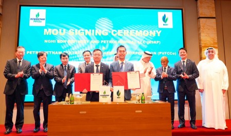 Bước tiến chiến lược trong phát triển chuỗi giá trị Hóa dầu - Hóa chất