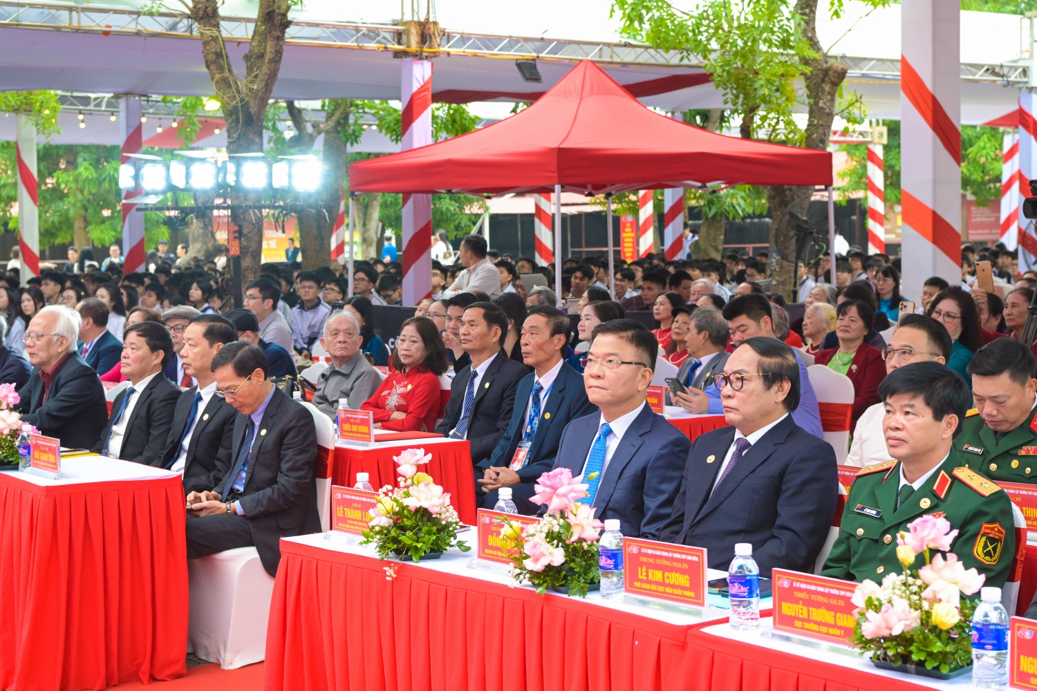 [Chùm ảnh] Petrovietnam khánh thành hai phòng thực hành STEM tại Thanh Hóa