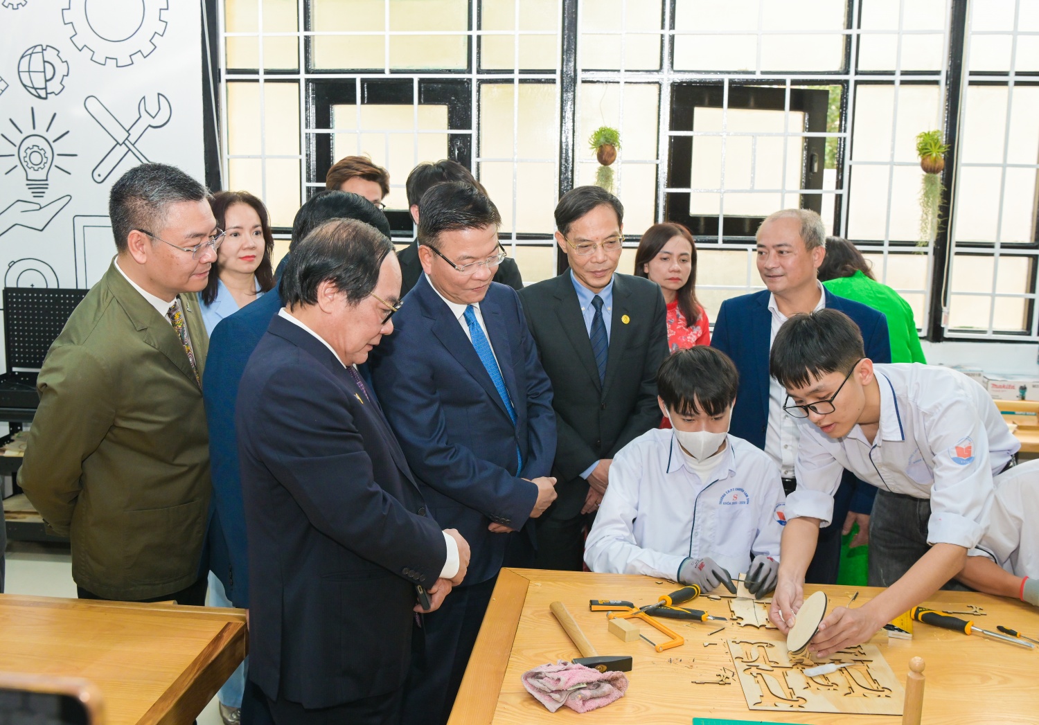 Petrovietnam khánh thành hai phòng thực hành STEM tại tỉnh Thanh Hóa Petrovietnam khánh thành hai phòng thực hành STEM tại tỉnh Thanh Hóa