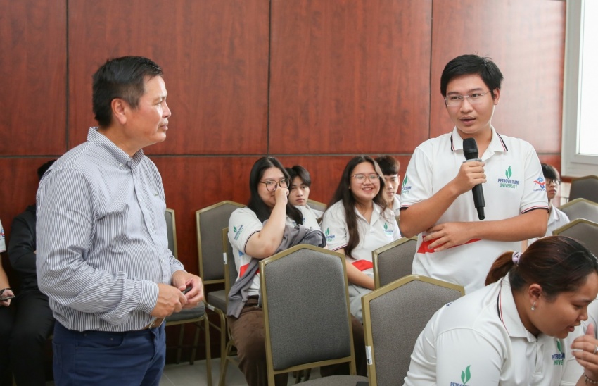 PVU tổ chức thành công hội thảo chuyên đề Thách thức và đổi mới trong chuyển dịch năng lượng tái tạo PVU tổ chức thành công hội thảo chuyên đề