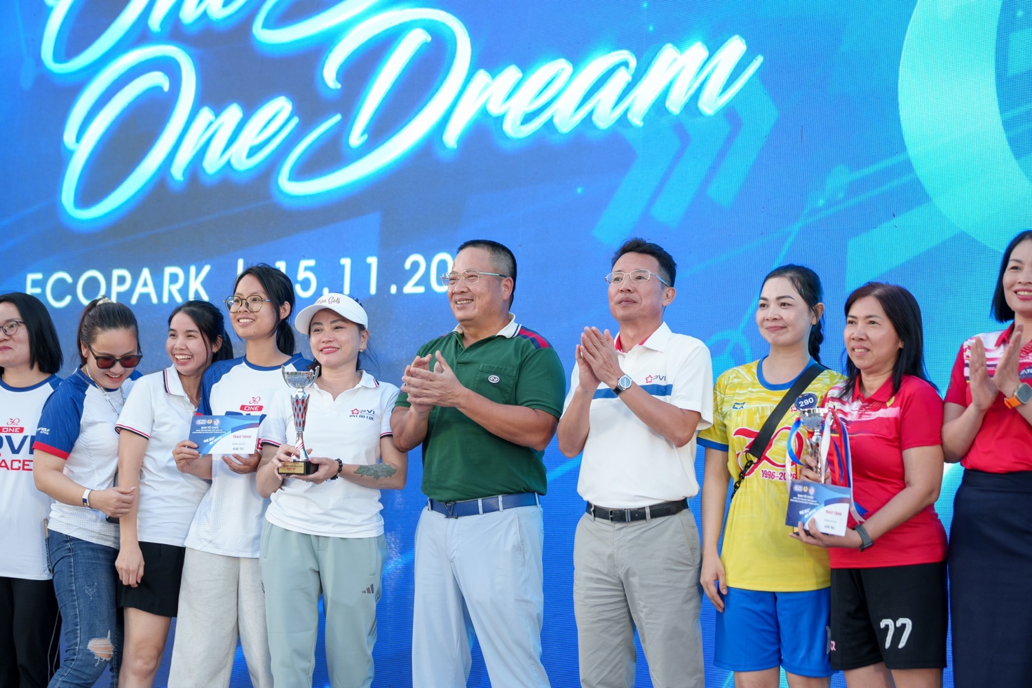 Tưng bừng Ngày hội Văn hóa Thể thao PVI 2025: Chung nhịp đập – Chung giấc mơ Tưng bừng Ngày hội Văn hóa Thể thao PVI 2025: Chung nhịp đập – Chung giấc mơ