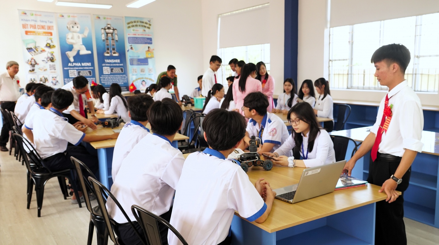 STEM Innovation Petrovietnam: Một cánh cửa mới tiếp tục mở ra STEM Innovation Petrovietnam: Một cánh cửa mới tiếp tục mở ra