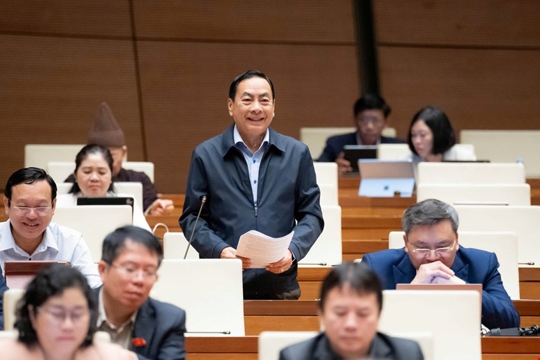 Luật Quản lý nợ công (sửa đổi): Phân cấp mạnh, siết chặt cơ chế báo cáo và giám sát Luật Quản lý nợ công (sửa đổi): Phân cấp mạnh, siết chặt cơ chế báo cáo và giám sát