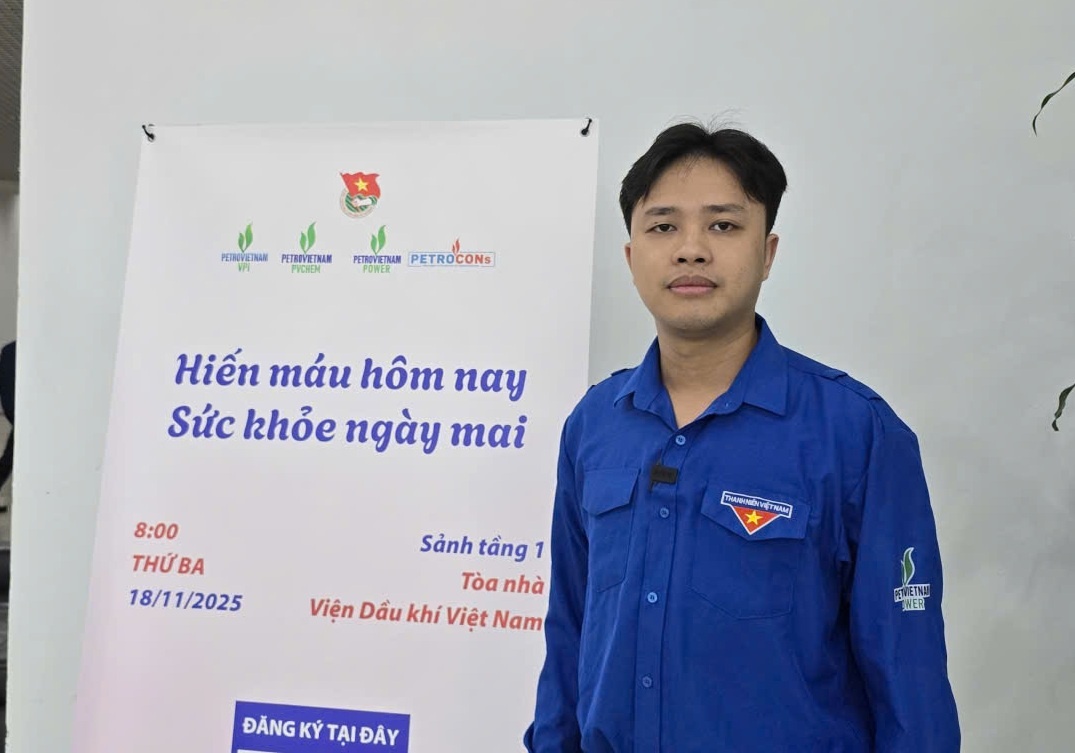 Tuổi trẻ Petrovietnam tổ chức chương trình hiến máu tình nguyện: “Trao yêu thương, tiếp thêm sự sống” Tuổi trẻ Petrovietnam tổ chức chương trình hiến máu tình nguyện: “Trao yêu thương, tiếp thêm sự sống”