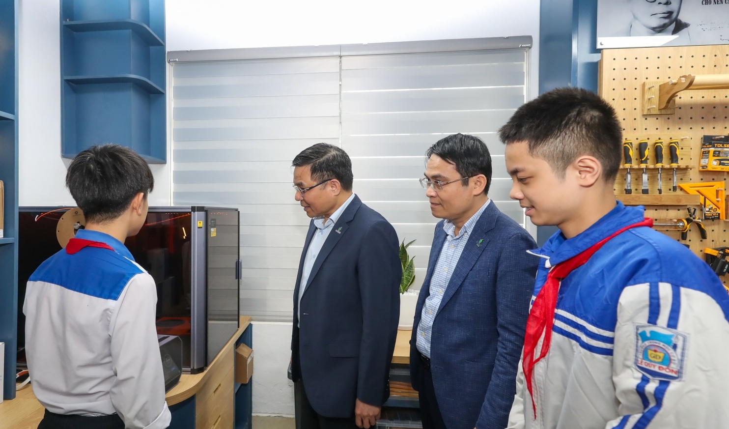 [Video] Petrovietnam cam kết đồng hành lâu dài cùng giáo dục Tuyên Quang và hệ thống STEM