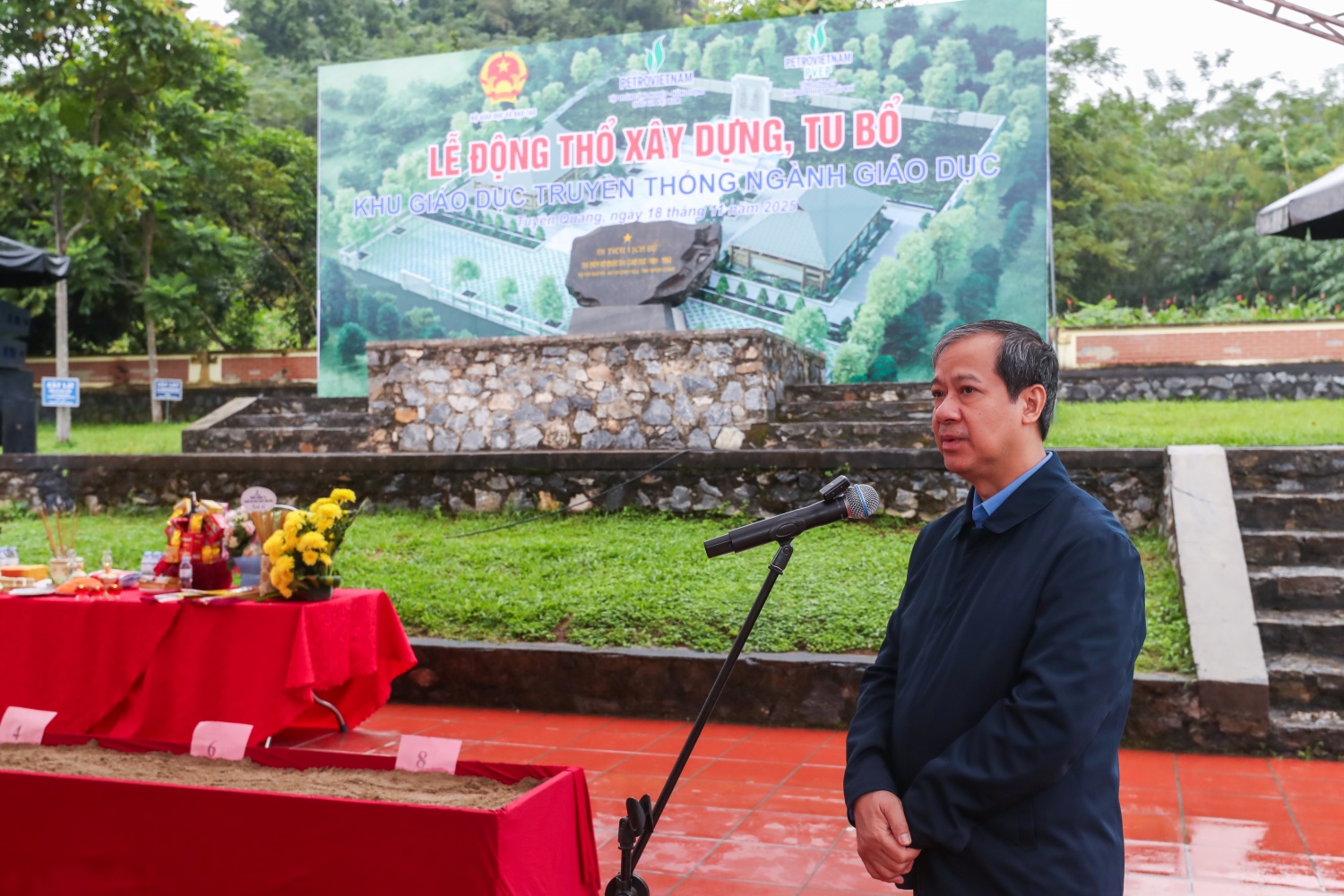 Lễ khởi công xây dựng, tu bổ Khu giáo dục truyền thống ngành Giáo dục tại Tuyên Quang