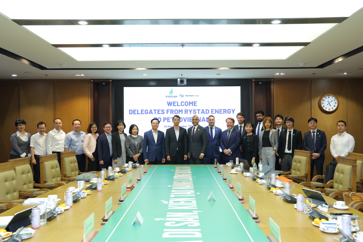 Triển vọng năng lượng toàn cầu, chiến lược mở rộng khu vực và phát triển chuỗi cung ứng