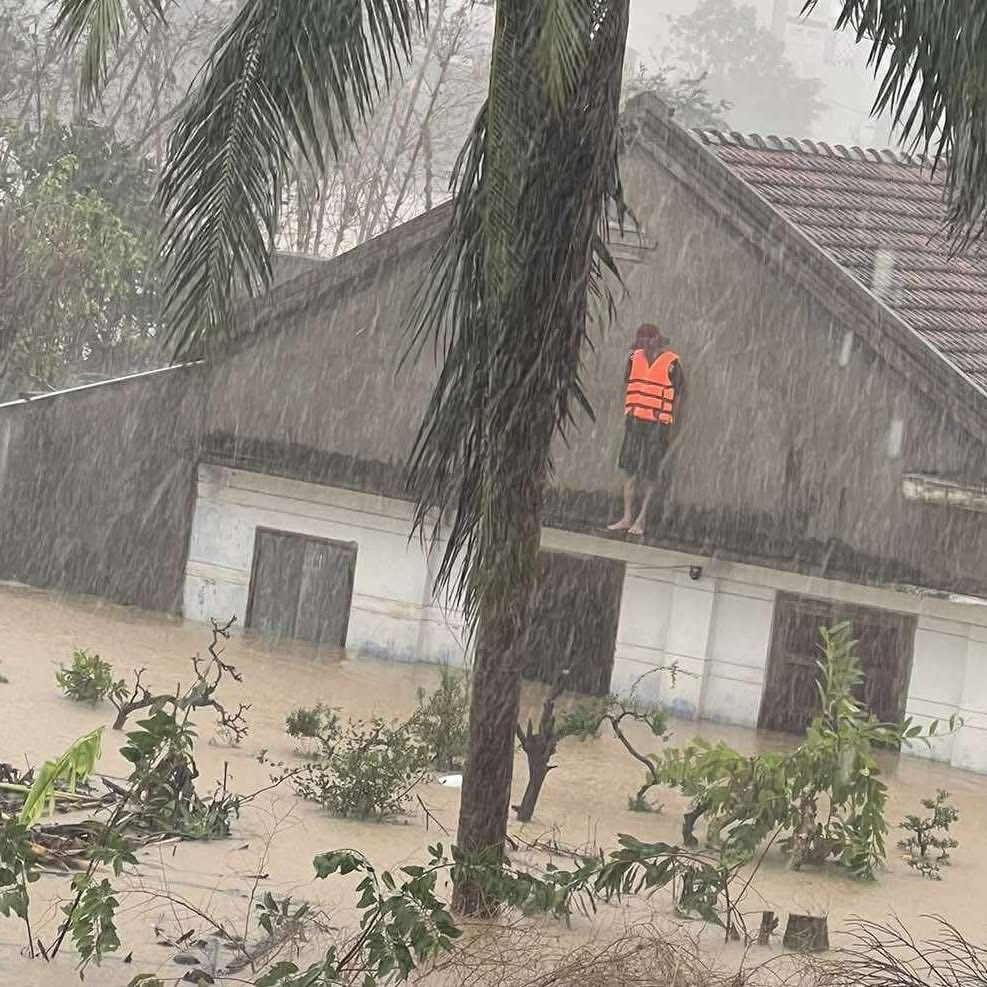 Cảnh báo mưa lớn gây lũ lụt ở miền Trung, đặc biệt nguy hiểm tại Đắk Lắk Cảnh báo mưa lớn gây lũ lụt ở miền Trung, đặc biệt nguy hiểm tại Đắk Lắk