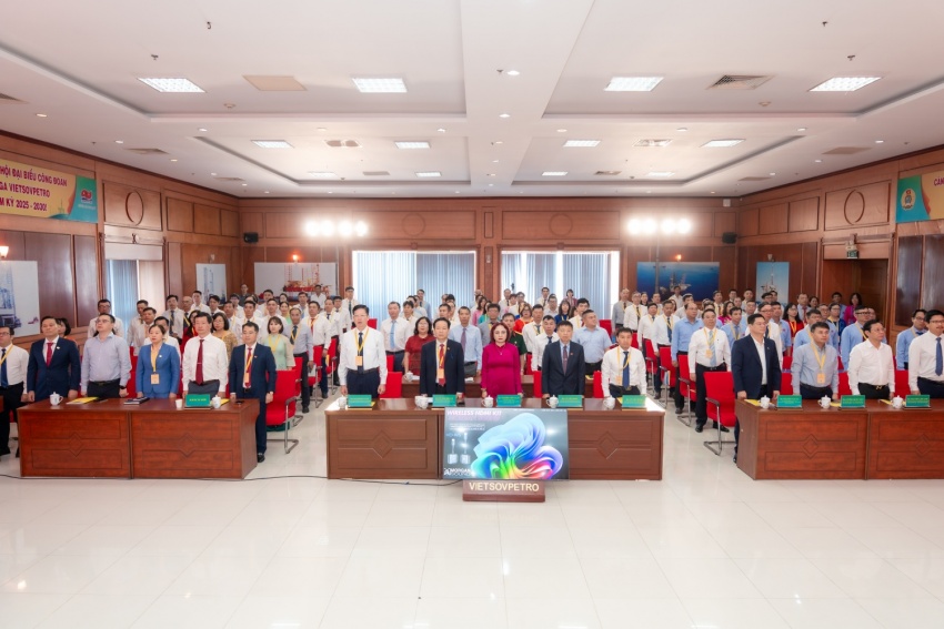 Đại hội Công đoàn Vietsovpetro lần thứ XIV: Đoàn kết – Dân chủ – Kỷ cương – Đổi mới – Phát triển Đại hội Công đoàn Vietsovpetro lần thứ XIV: Đoàn kết - Dân chủ - Kỷ cương - Đổi mới - Phát triển