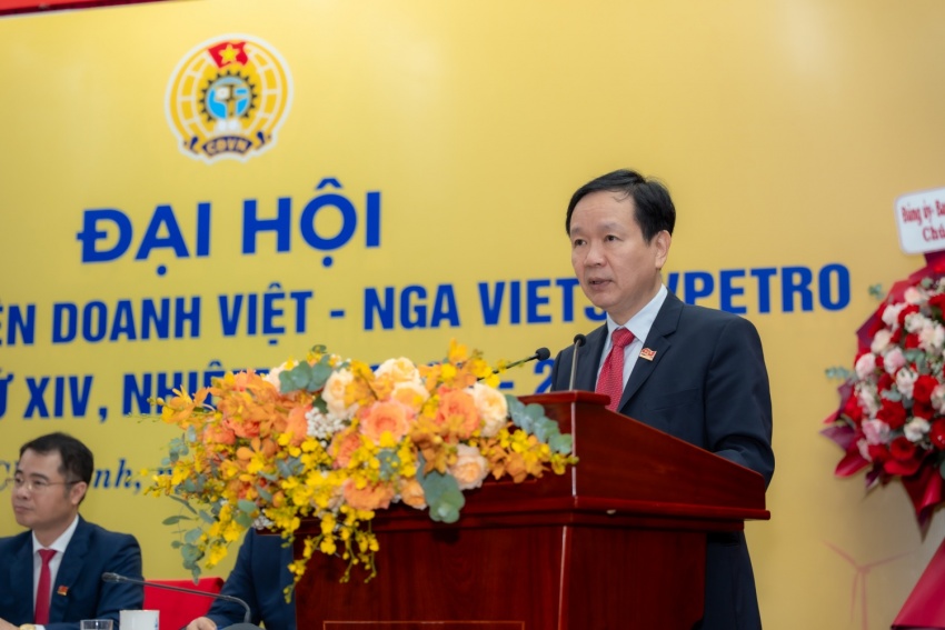 Đại hội Công đoàn Vietsovpetro lần thứ XIV: Đoàn kết – Dân chủ – Kỷ cương – Đổi mới – Phát triển Đại hội Công đoàn Vietsovpetro lần thứ XIV: Đoàn kết - Dân chủ - Kỷ cương - Đổi mới - Phát triển