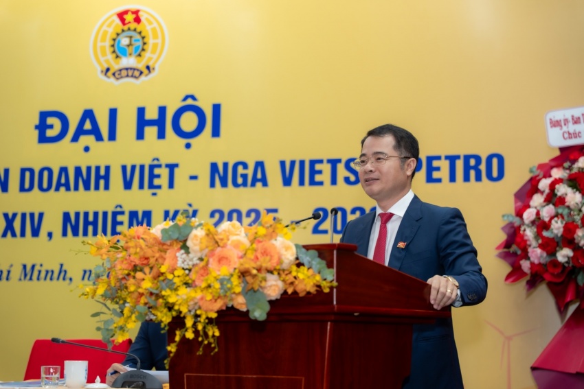 Đại hội Công đoàn Vietsovpetro lần thứ XIV: Đoàn kết – Dân chủ – Kỷ cương – Đổi mới – Phát triển Đại hội Công đoàn Vietsovpetro lần thứ XIV: Đoàn kết - Dân chủ - Kỷ cương - Đổi mới - Phát triển