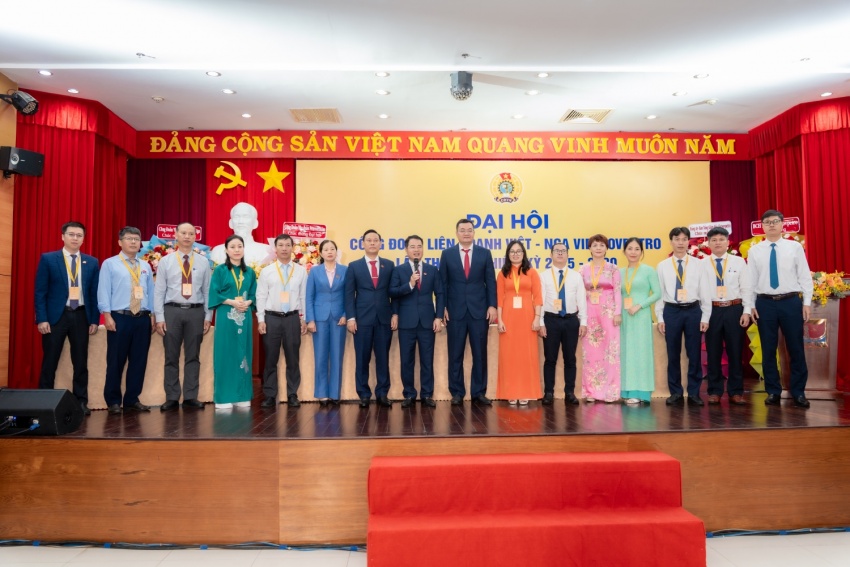 Đại hội Công đoàn Vietsovpetro lần thứ XIV: Đoàn kết – Dân chủ – Kỷ cương – Đổi mới – Phát triển Đại hội Công đoàn Vietsovpetro lần thứ XIV: Đoàn kết - Dân chủ - Kỷ cương - Đổi mới - Phát triển