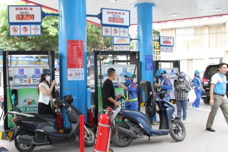 Giá xăng, dầu đồng loạt giảm từ 15h ngày 20/11