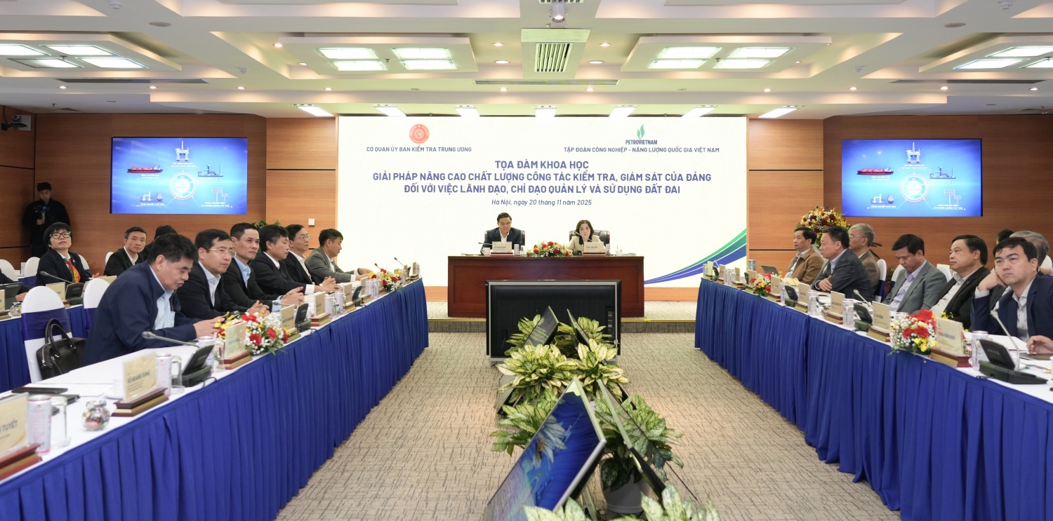 Quang cảnh Toạ đàm