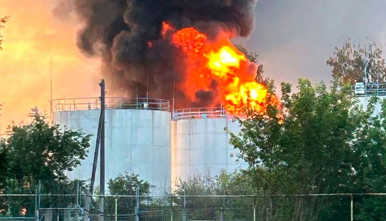 Nga huy động lực lượng bảo vệ cơ sở dầu khí trước các đợt tấn công từ Ukraine