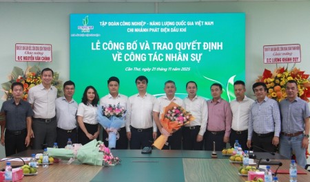 PVPGB công bố quyết định nhân sự Bí thư Đảng ủy và Phó Giám đốc NMNĐ Sông Hậu 1
