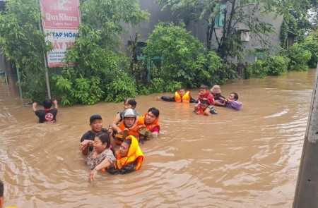 Mưa lũ khiến 68 người chết và mất tích, thiệt hại gần 9.000 tỷ đồng