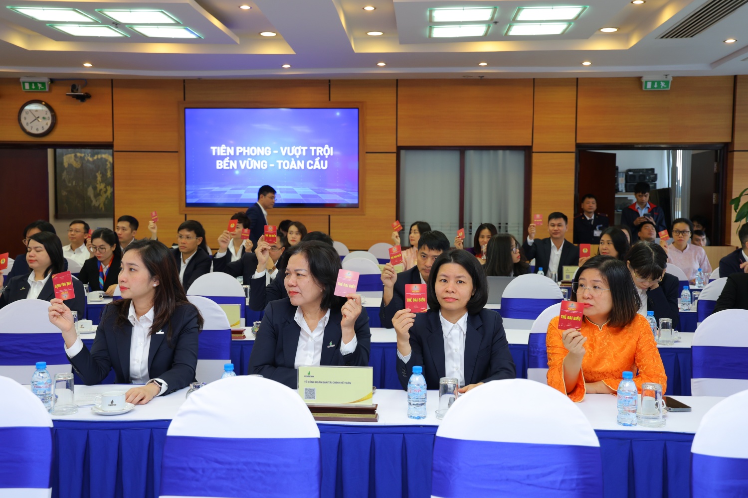 Đổi mới vì người lao động, đồng hành vì sự phát triển bền vững của Petrovietnam