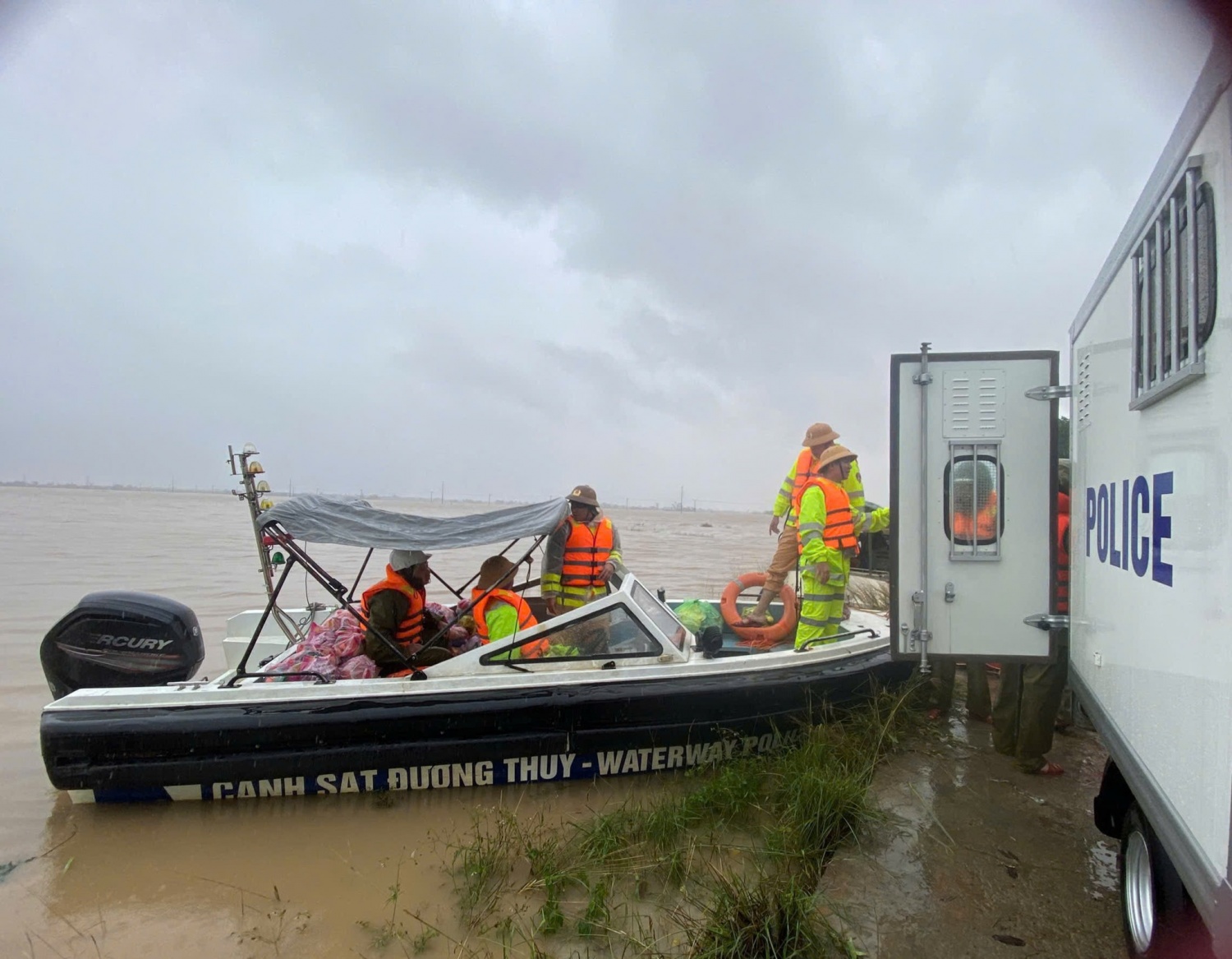Đắk Lắk: Mưa lũ lịch sử gây thiệt hại hơn 4.500 tỷ đồng