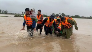 Hơn 100 người chết và mất tích do mưa lũ ở miền Trung - Tây Nguyên