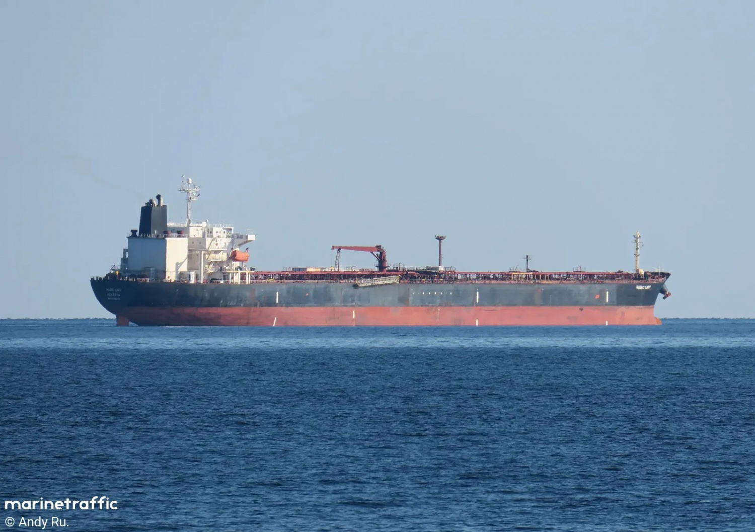 Khu trục hạm Mỹ chặn tàu chở dầu Nga tiến vào Venezuela Khu trục hạm Mỹ chặn tàu chở dầu Nga tiến vào Venezuela