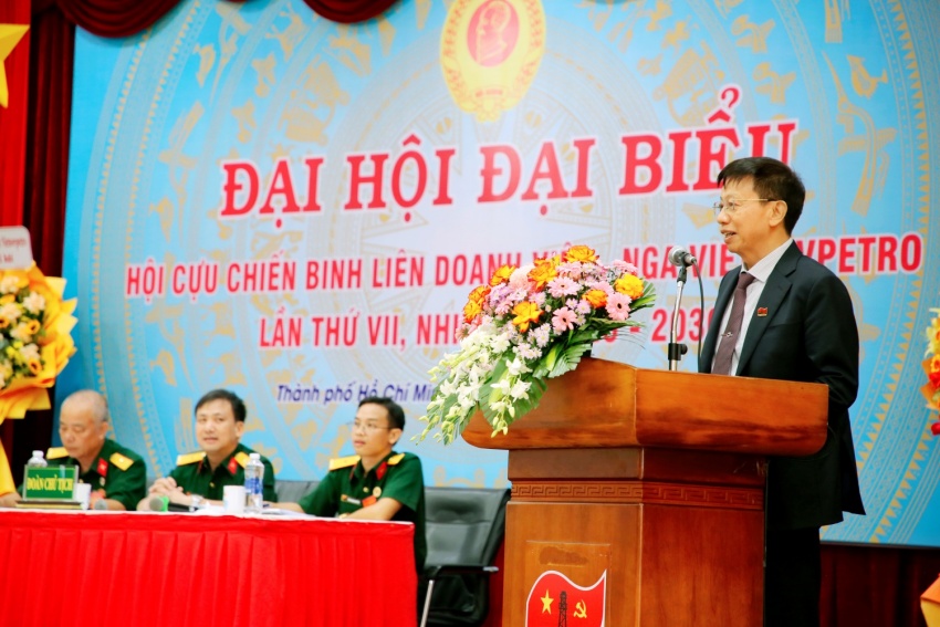 Hội Cựu chiến binh Vietsovpetro, phát huy bản chất “Bộ đội Cụ Hồ”: Trung thành – Đoàn kết – Gương mẫu – Đổi mới – Nghĩa tình Hội CCB Vietsovpetro phát huy phẩm chất “Bộ đội Cụ Hồ”: Trung thành - Đoàn kết - Gương mẫu - Đổi mới - Nghĩa tình