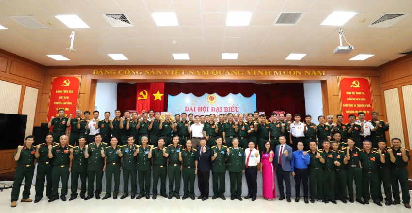 Hội Cựu chiến binh Vietsovpetro, phát huy bản chất “Bộ đội Cụ Hồ”: Trung thành – Đoàn kết – Gương mẫu – Đổi mới – Nghĩa tình Hội CCB Vietsovpetro phát huy phẩm chất “Bộ đội Cụ Hồ”: Trung thành - Đoàn kết - Gương mẫu - Đổi mới - Nghĩa tình