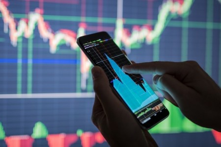 Nhận định thị trường chứng khoán ngày 24/11: Nắm giữ các cổ phiếu có vận động hồi phục mạnh mẽ