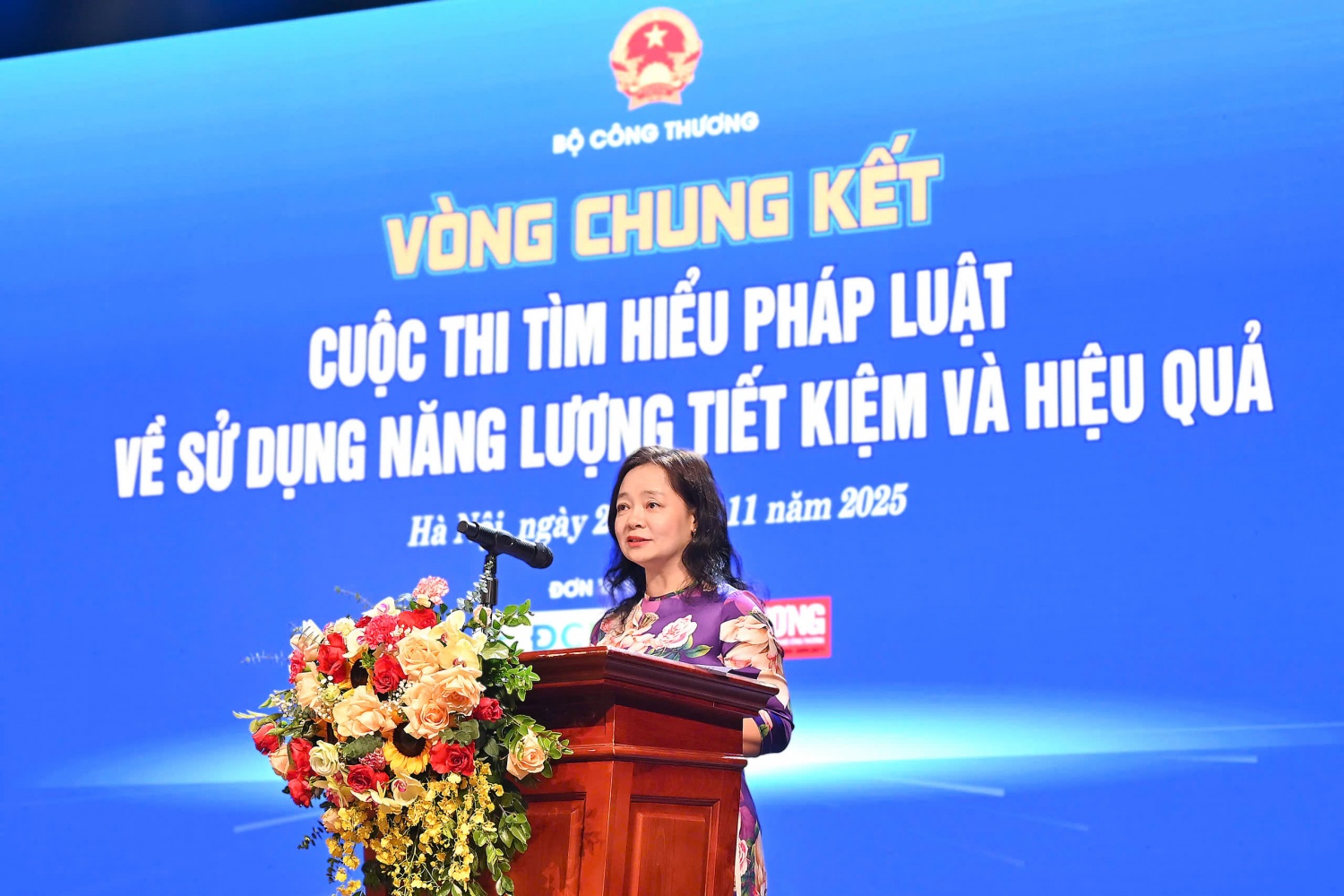 Đại học Kinh tế – Kỹ thuật Công nghiệp vô địch cuộc thi tiết kiệm năng lượng Đại học Kinh tế - Kỹ thuật Công nghiệp vô địch cuộc thi về tiết kiệm năng lượng