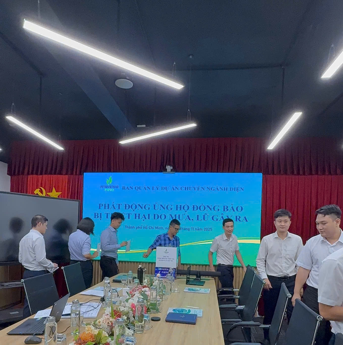 PVPMB phát động quyên góp ủng hộ đồng bào miền Trung và Tây Nguyên bị ảnh hưởng mưa lũ PVPMB phát động quyên góp ủng hộ đồng bào miền Trung, Tây Nguyên bị ảnh hưởng bởi mưa lũ