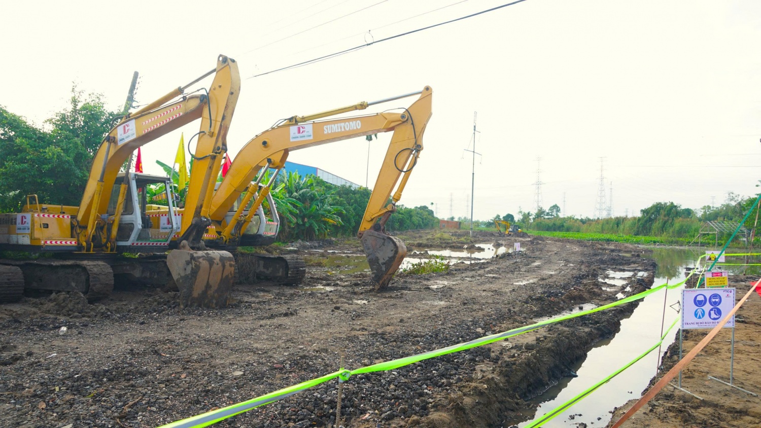 Khởi công thi công tuyến ống bờ Lô B - Ô Môn tại Cần Thơ Khởi công thi công tuyến ống bờ Lô B - Ô Môn tại Cần Thơ