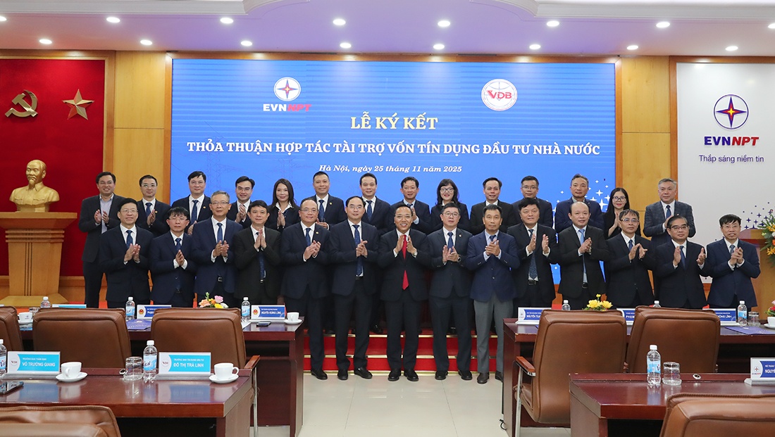 EVNNPT ký thỏa thuận hợp tác tài trợ vốn tín dụng đầu tư của Nhà nước với Ngân hàng Phát triển Việt Nam (VDB) EVNNPT ký thỏa thuận hợp tác tài trợ vốn tín dụng đầu tư của Nhà nước với Ngân hàng Phát triển Việt Nam