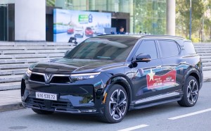 Xe 1,5 tỷ đồng mang trải nghiệm ngang xe 4 tỷ đồng: VinFast VF 9 hút doanh nhân nhờ giá trị vượt tầm