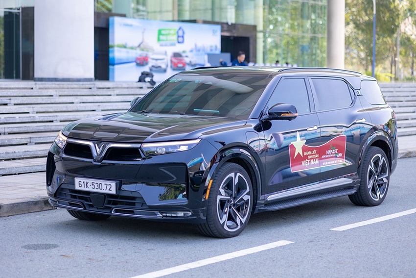 Xe 1,5 tỷ đồng mang trải nghiệm ngang xe 4 tỷ đồng: VinFast VF 9 hút doanh nhân nhờ giá trị vượt tầm