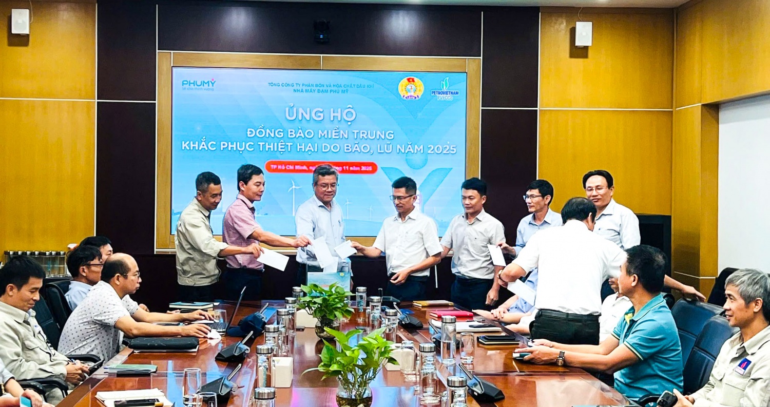 PVFCCo – Phú Mỹ sẻ chia cùng đồng bào vùng lũ miền Trung và Tây Nguyên