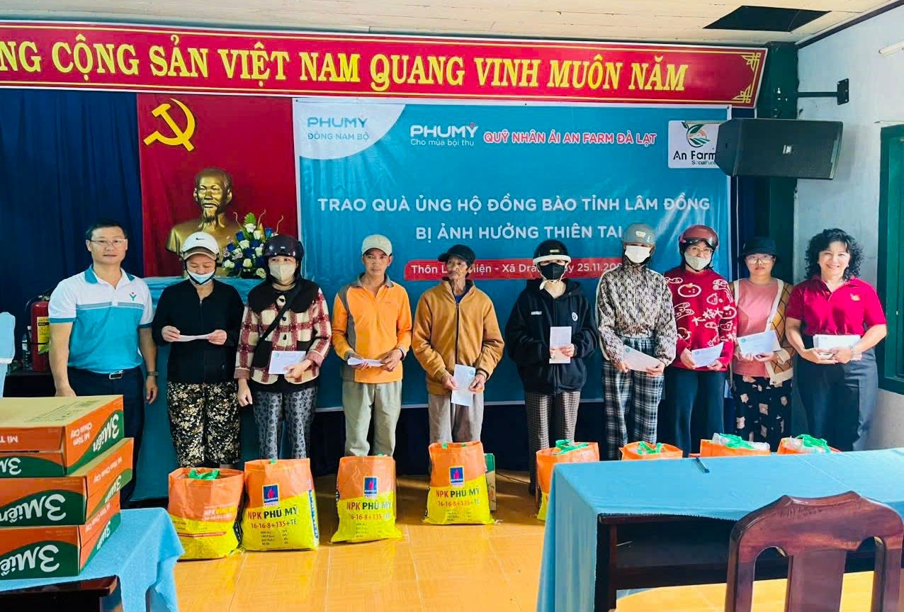 PVFCCo – Phú Mỹ sẻ chia cùng đồng bào vùng lũ miền Trung và Tây Nguyên PVFCCo – Phú Mỹ sẻ chia cùng đồng bào vùng lũ miền Trung và Tây Nguyên