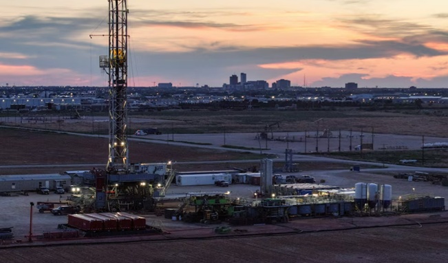 Mỹ: Số lượng giàn khoan dầu giảm xuống mức thấp nhất trong 4 năm