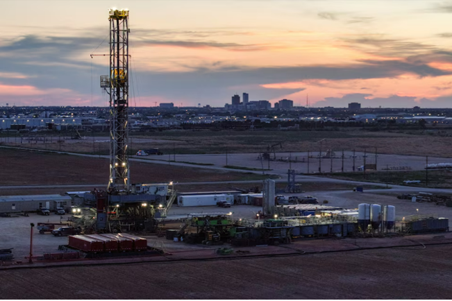 Mỹ: Số lượng giàn khoan dầu giảm xuống mức thấp nhất trong 4 năm