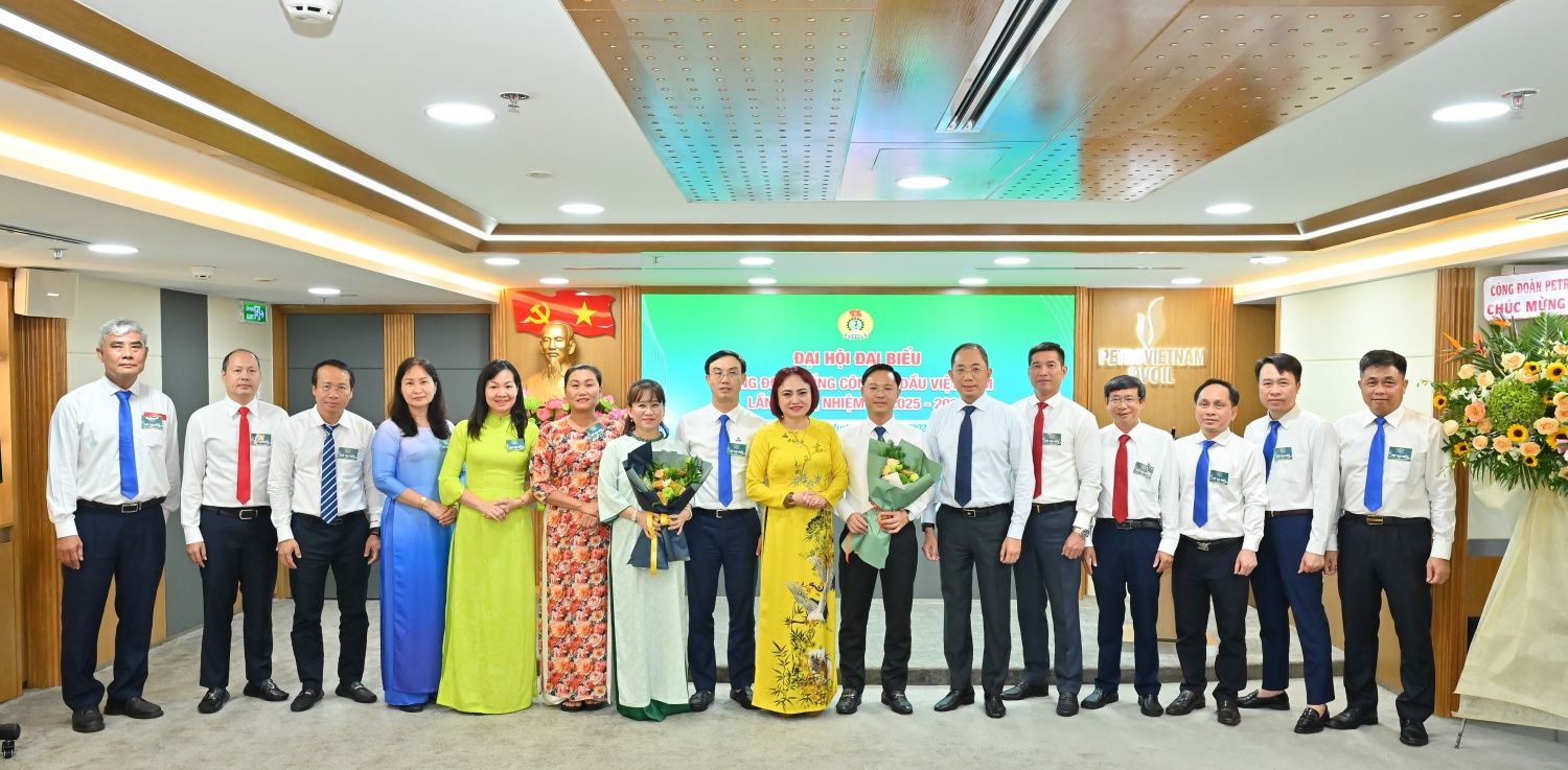 Đ/c Nghiêm Thùy Lan – Chủ tịch Công đoàn Petrovietnam và đ/c Cao Hoài Dương – Bí thư Đảng ủy, Chủ tịch HĐQT Tổng công ty chúc mừng Ban Chấp hành Công đoàn Tổng công ty khóa V, nhiệm kỳ 2025-2030 Đ/c Nghiêm Thùy Lan – Chủ tịch Công đoàn Petrovietnam và đ/c Cao Hoài Dương – Bí thư Đảng ủy, Chủ tịch HĐQT Tổng công ty chúc mừng Ban Chấp hành Công đoàn Tổng công ty khóa V, nhiệm kỳ 2025-2030