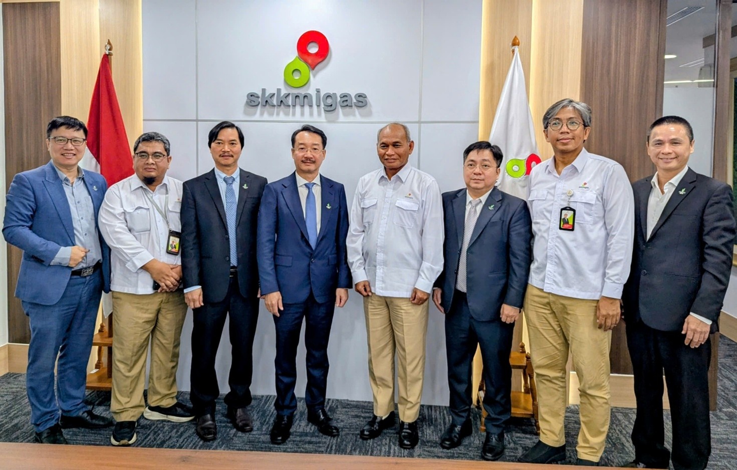 Tổng Giám đốc PVEP Nguyễn Thiện Bảo làm việc với Chủ tịch SKK-Migas Tổng Giám đốc PVEP Nguyễn Thiện Bảo làm việc với Chủ tịch SKK-Migas