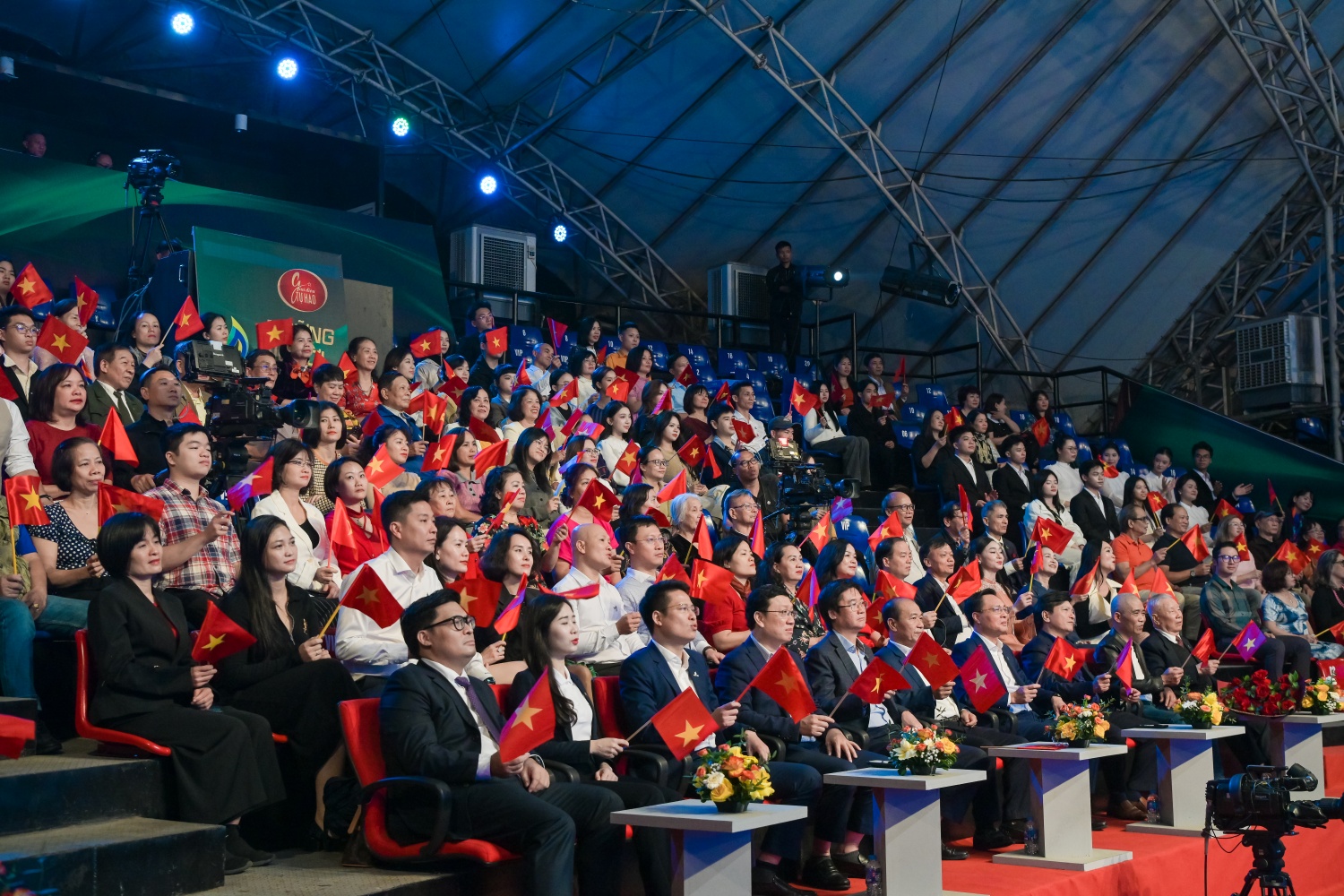 “Giai điệu tự hào những người giữ lửa”: Khi âm nhạc trở thành ký ức của ngành Dầu khí “Giai điệu tự hào những người giữ lửa”: Hành trình từ di sản đến tầm nhìn tương lai