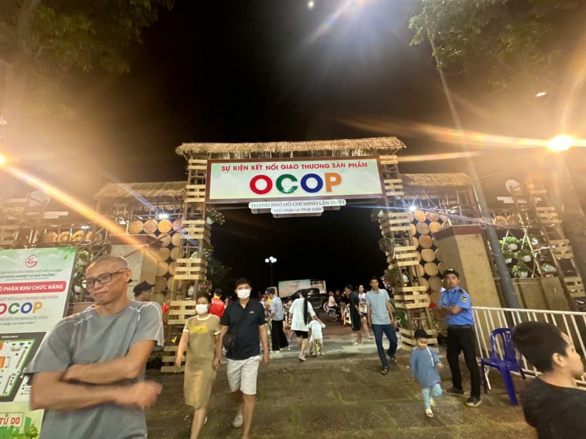 Khai mạc OCOP Thành phố Hồ Chí Minh Lần thứ I: Nâng tầm thương hiệu Việt, Lan tỏa tinh thần Lá lành đùm lá rách Nâng tầm thương hiệu Việt, hướng về đồng bào miền Trung