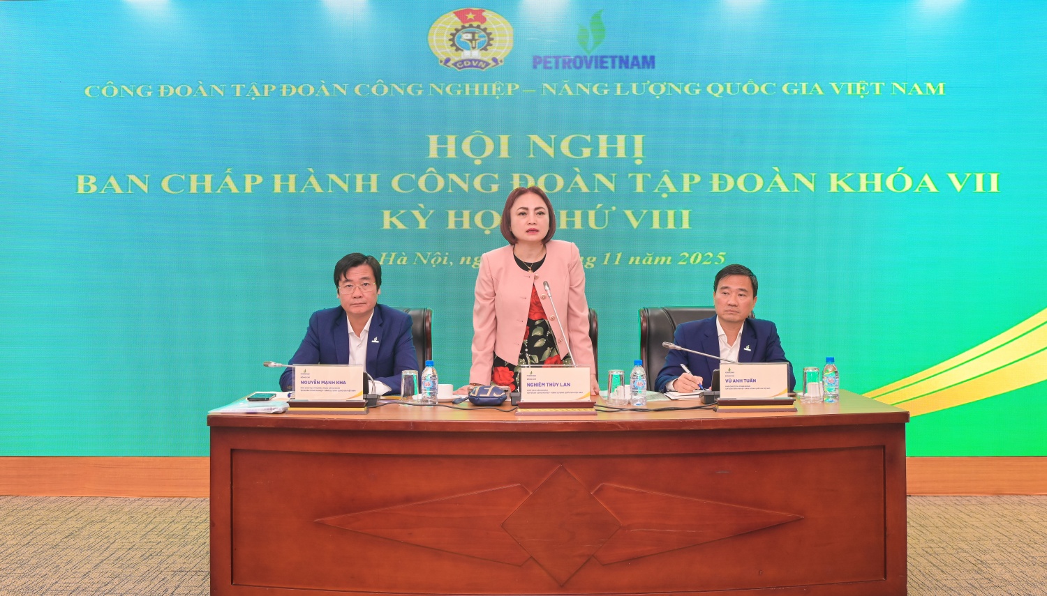 Công đoàn Petrovietnam triển khai công tác chuẩn bị Đại hội khoá VIII, nhiệm kỳ 2025 - 2030 Công đoàn Petrovietnam triển khai công tác chuẩn bị Đại hội khoá VIII, nhiệm kỳ 2025 - 2030