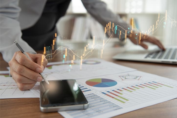 Phá rào cản thể chế